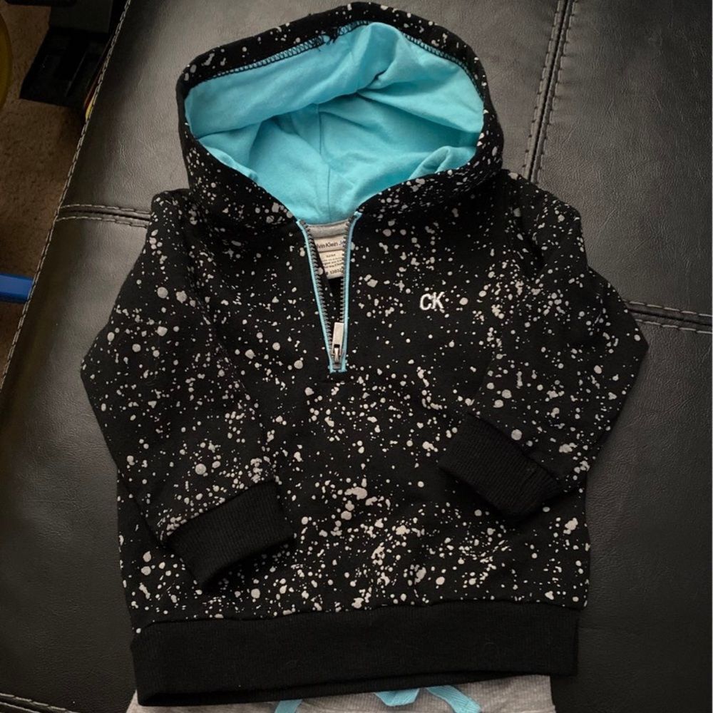 Calvin Klein baby sweatsuit 24m‎